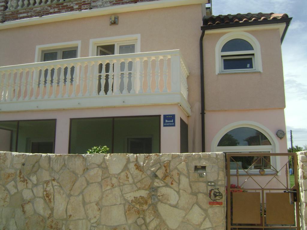 Apartment As 班约勒 客房 照片