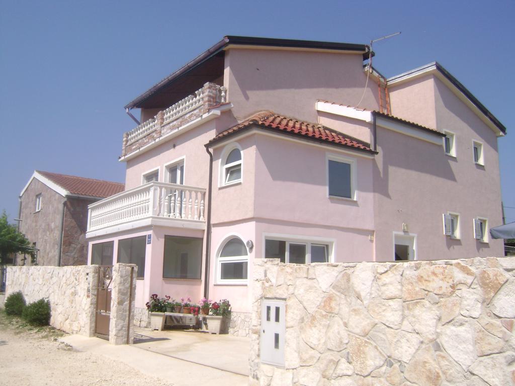 Apartment As 班约勒 外观 照片
